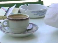 Charter Spanien - Das Frühstück besteht meist nur aus einer Tasse Kaffeeie Uhren anders
