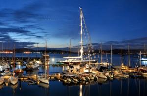 Malaysia Charter: Der Royal Langkawi Yachtclub beherbergt alle Charterbasen dieses Reviers