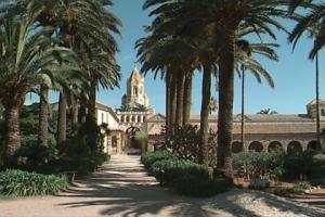 Südfrankreich Charter - St. Honorat - Das Kloster lohnt einen Besuch
