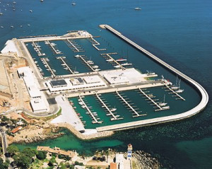 Portugal Yachtcharter - Cascais: Die brandneue Marina vor den Toren Lissabons hat 600 Liegeplätze