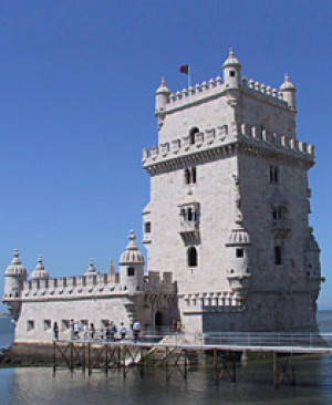 Portugal Charter - Torre de Belem: Der imposante Turm am Tejoufer war einst Teil der Verteidigungsanlage