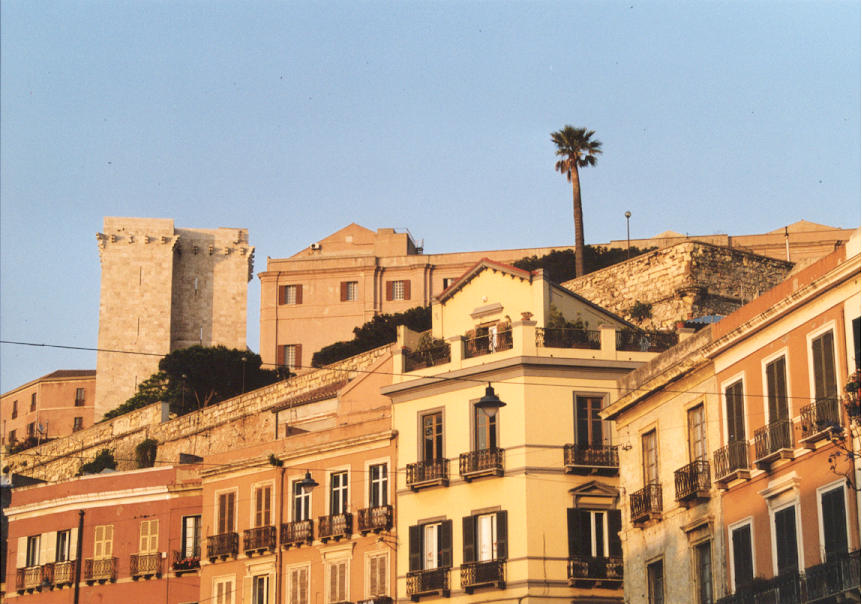 Sardinien Bootscharter - Cagliari: Geschichtsstächtige Stadt mit Einflüssen von Karthagern, Römern und Spaniern