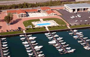 Yachtcharter Adria: Die Marina Lepanto ist einer der größten Yachthäfen der Region