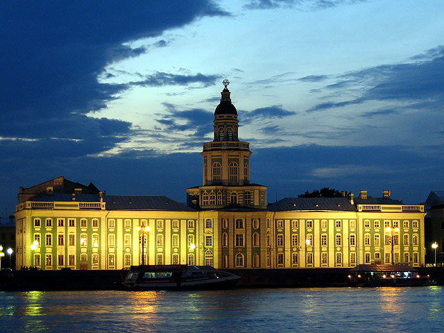 Finnland Yachtcharter - Sankt Petersburg: Die ehrwürdige Stadt ist reich an Sehenswürdigeiten