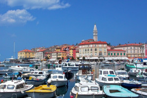 Istrien Kvarner Yachtcharter - Rovinj: Die moderne ACI-Marina liegt direkt neben dem Hafen mitten in der Stadt