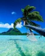 Charter Tahiti: Südseetraum - Anker runter, Hängematte an die Palme... und relaxen