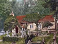 Yachtcharter Südengland - Isle of Wight: Alte Kirchen, efeubewachsen