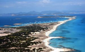 Charter Mallorca: Blick von Formentera nach Espalmador und Ibiza