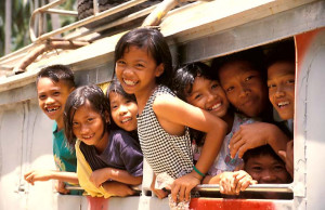 Thailand Yachtcharter - Wo immer man in Thailand auf Menschen trifft, sieht man sie lächeln