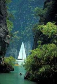 Thailand Jachtcharter - Hongs: Natürliche Lagunen zwischen hohen, engen Felsen