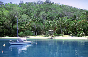 Great Barrier Reef Charter - Long Island: Geschützte Bucht zum Ankern