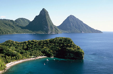 Charter Kleine Antllen: Pitons auf St. Lucia, ein Naturschutzgebiet mit Regenwald und Vulkanen